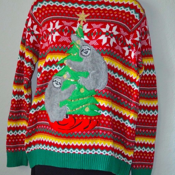 33 Degrees Unisex Sloth Fair Isle Christmas Sweater Sz S - Picture 3 of 9